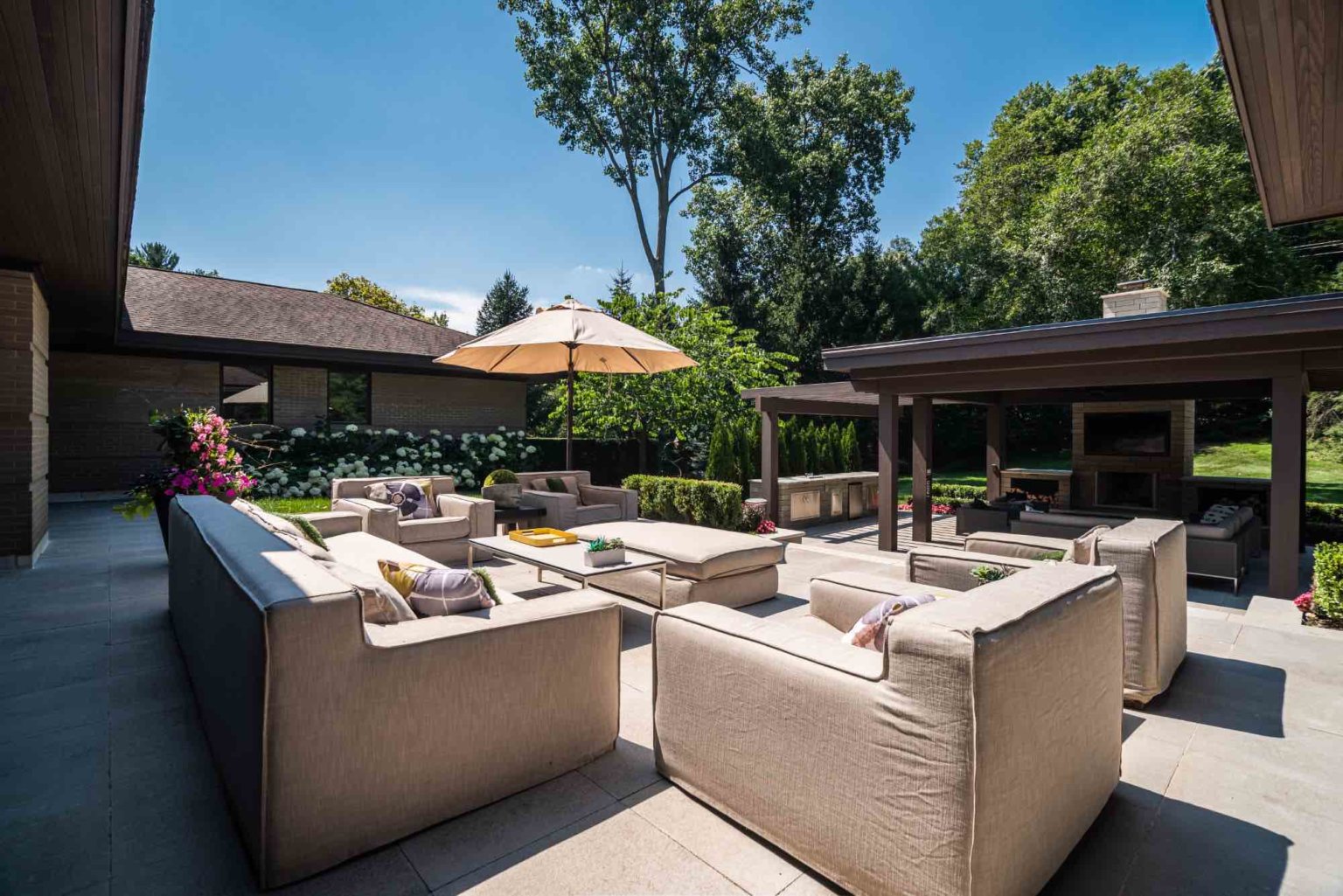 Outdoor living space Franklin, MI, Professional Landscape Design Michigan Michigan Landscape Architects Best Landscape Designers in Michigan Michigan Residential Landscape Design Custom Landscape Design Michigan Michigan Garden Design Landscape Planning Michigan Landscape Installation Michigan Michigan Landscape Renovation Sustainable Landscape Design Michigan Michigan Landscaping Ideas Michigan Hardscape Design Award-Winning Landscape Design Michigan, Antonelli Landscape pool spa, pavers near me, unilock pavers, landscaping near me, landscape design, landscaping companies near me, landscaping ideas, landscape architecture, landscape ideas, garden design, landscape design ideas, quality landscaping, landscapes pictures, stone pavers, brick pavers, unilock pavers in michigan