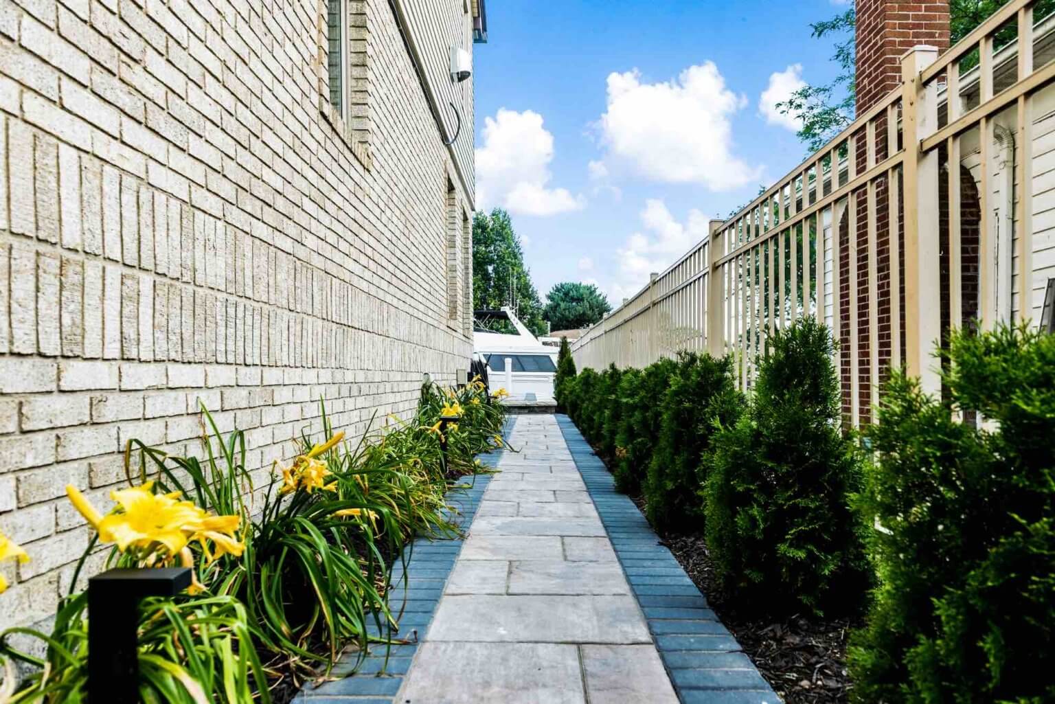 interlocking Pavers Michigan Concrete Pavers Michigan Brick Pavers Michigan Natural Stone Pavers Michigan Michigan Paver Patio Ideas brick paver walkway