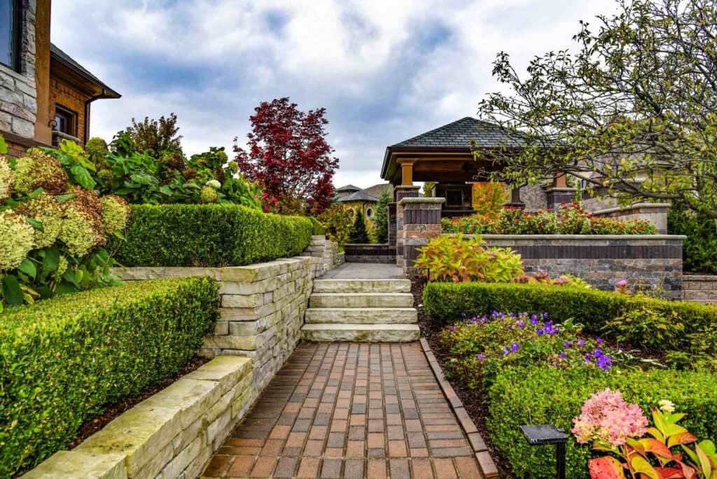 LANDSCAPE DESIGN & PLANTING SERVICE