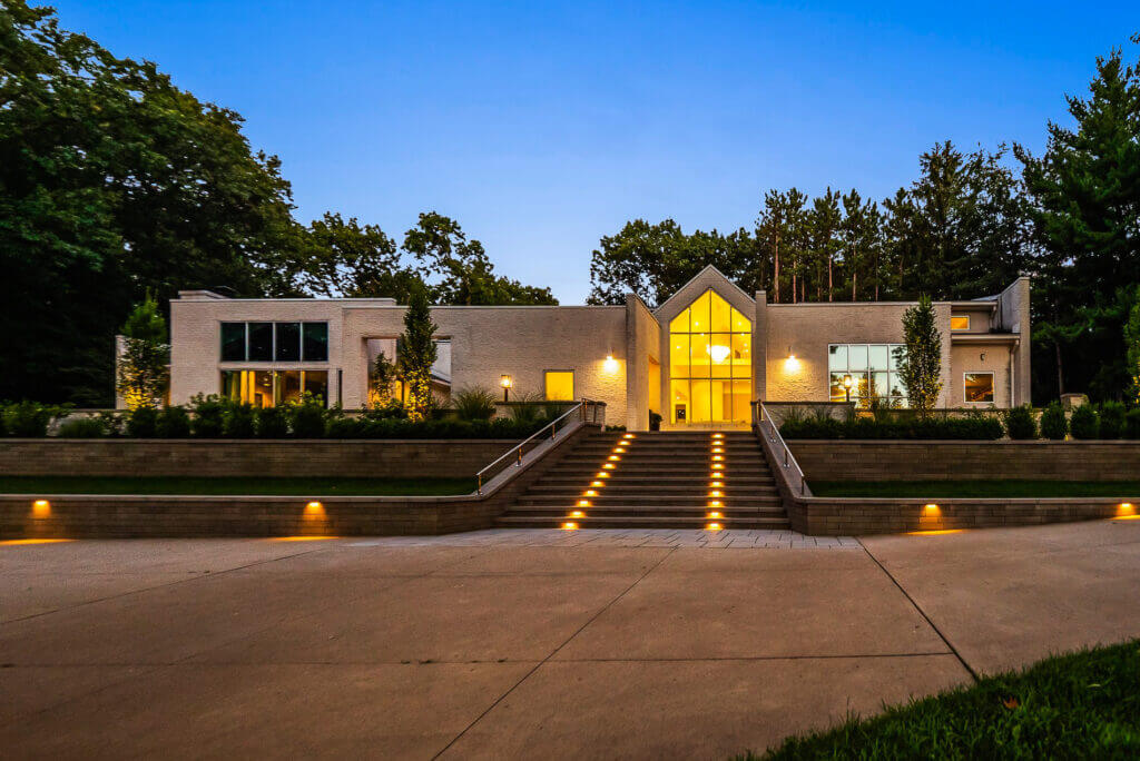 front yard design, landscape design, garden design, patio pavers, front yard ideas, house goals, landscape architecture, garden design, outdoor lighting, landscape lighting, low voltage landscape lighting, yard lights, pathway lighting, pavers, patio pavers, pavers near me