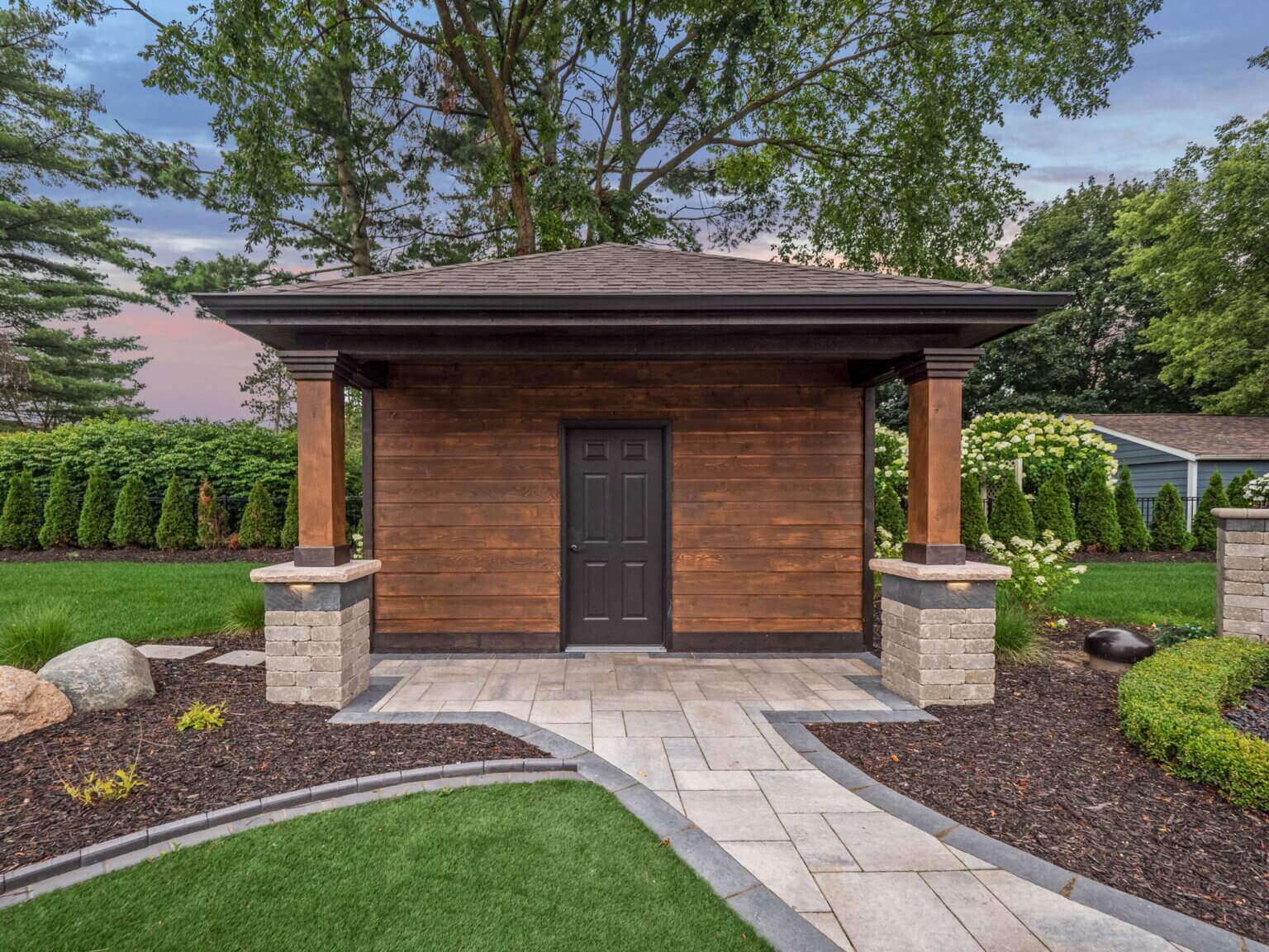 custom backyard bathhouse Michigan backyard bathhouse builders custom bathhouse metro detroit backyard bathhouse builders