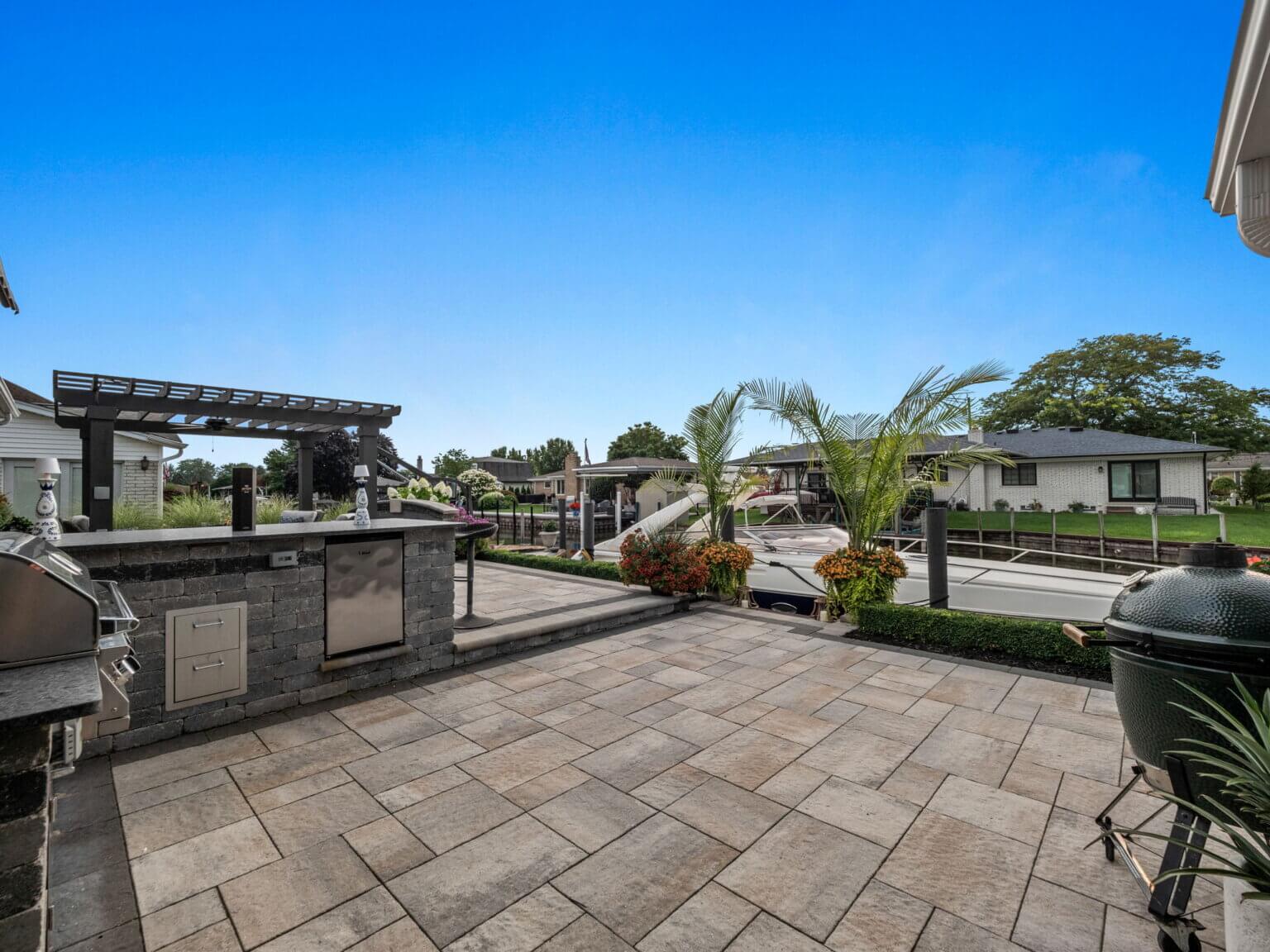 patio pavers in Harrison twp, mi Michigan Pavers Paver Installation Michigan Paver Contractors in Michigan Best Pavers in Michigan Michigan Patio Pavers Driveway Pavers Michigan Walkway Pavers Michigan Michigan Paver Stones