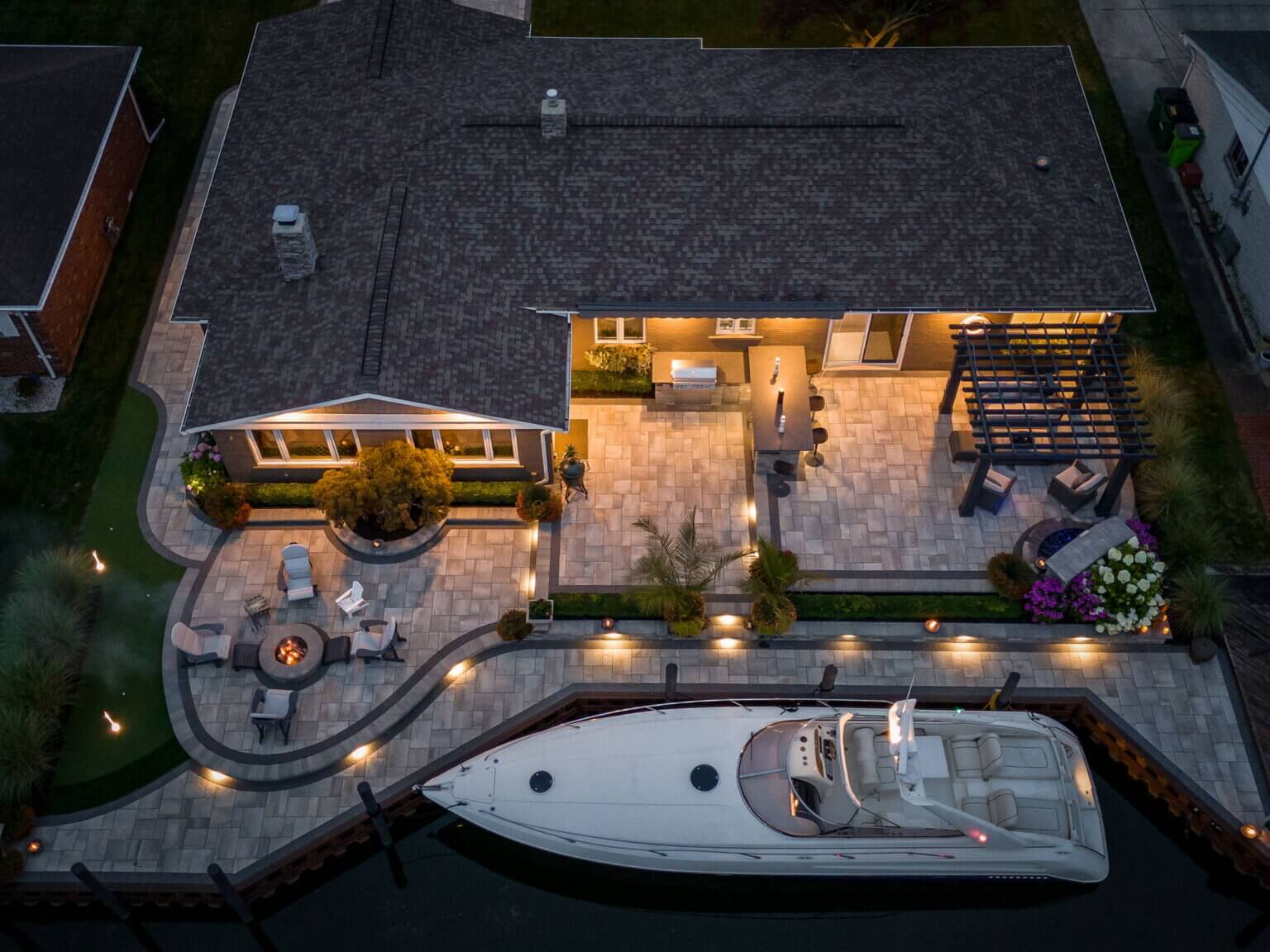 Michigan Pavers Paver Installation Michigan Paver Contractors in Michigan Best Pavers in Michigan Michigan Patio Pavers Driveway Pavers Michigan Walkway Pavers Michigan Michigan Paver Stones landscape lighting